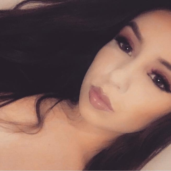 Meet your Posher, Analia - Picture 1 of 1